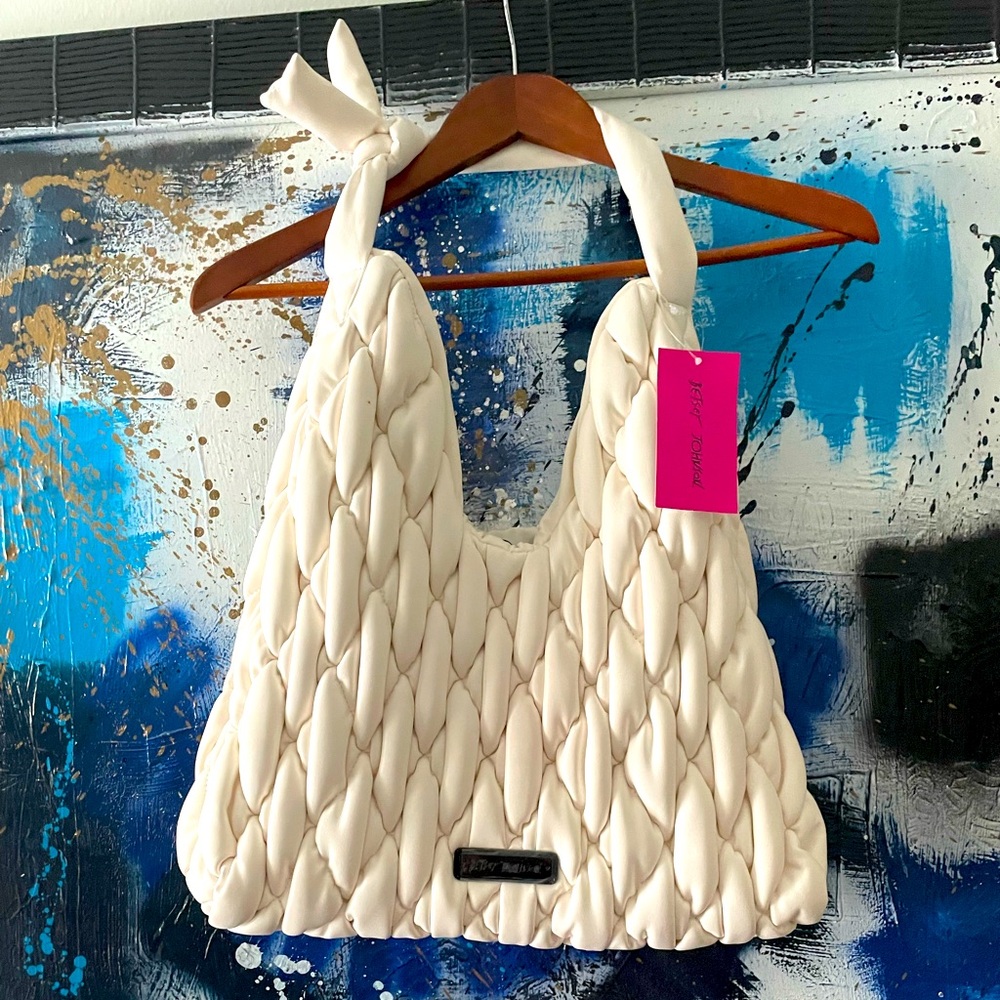 NWT Betsey Johnson white purse/shoulder bag